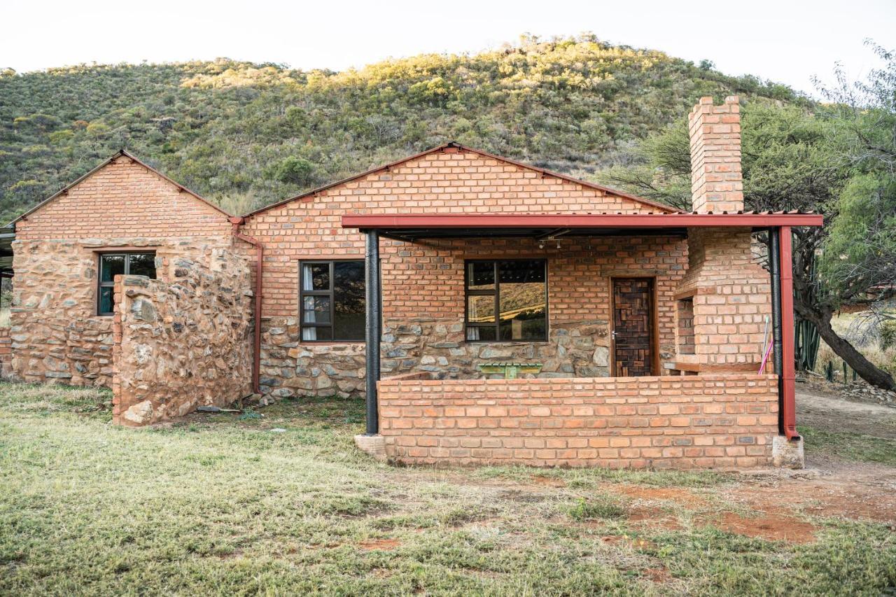 Otavi Vineyards Self-Catering & Camping Bagian luar foto