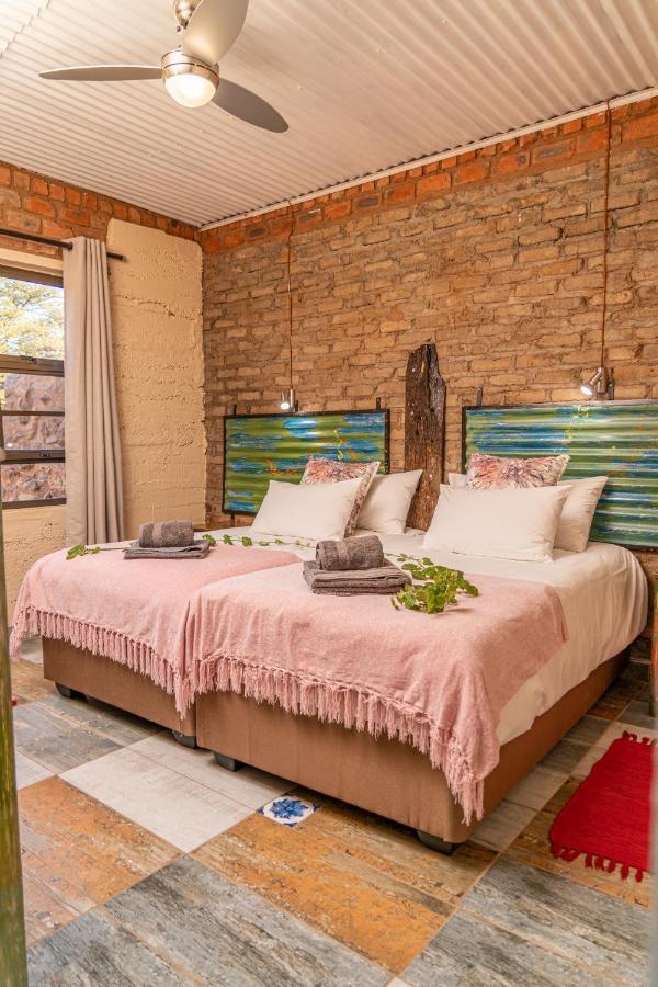 Otavi Vineyards Self-Catering & Camping Bagian luar foto