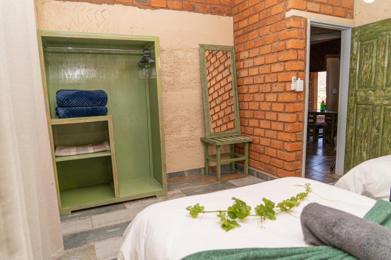 Otavi Vineyards Self-Catering & Camping Bagian luar foto
