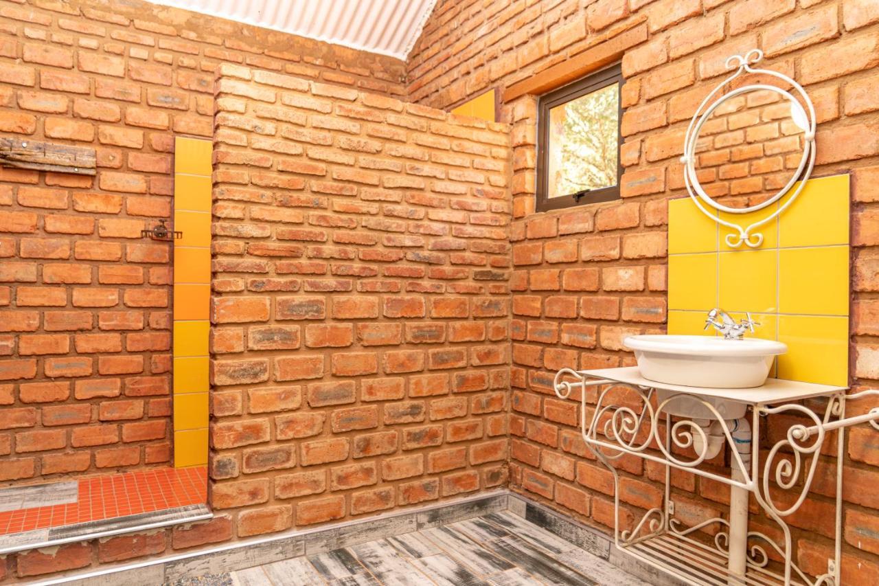 Otavi Vineyards Self-Catering & Camping Bagian luar foto